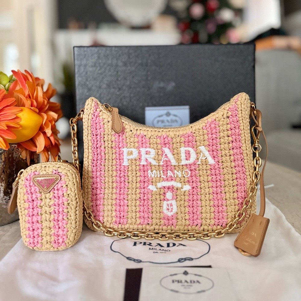 ❌SOLD❌Prada Re-Edition 2005 Raffia Shoulder Bag